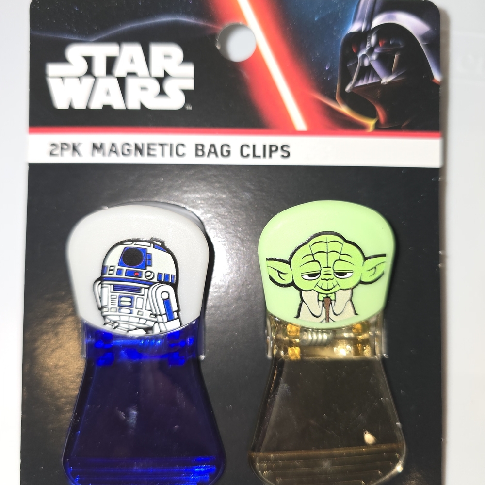 Star Wars R2-D2 & Yoda Magnetic Bag Clips - Blue & Light Green Mandolorian